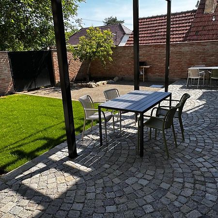 Kopr Apartment Přítluky Екстериор снимка